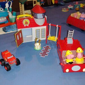 ****SOLD pig firehouse playset